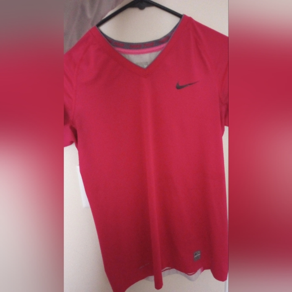 Nike Pro Combat Hot Pink V-Neck Short Sleeve Athletic Top